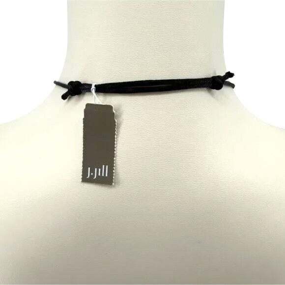 J. Jill Sculpted Oval Pendant Necklace Silver Cluster Rhinestones Adjustable NWT - Picture 10 of 11